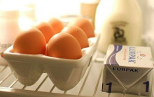 Theo bạn, có nên bảo quản trứng trong tủ lạnh