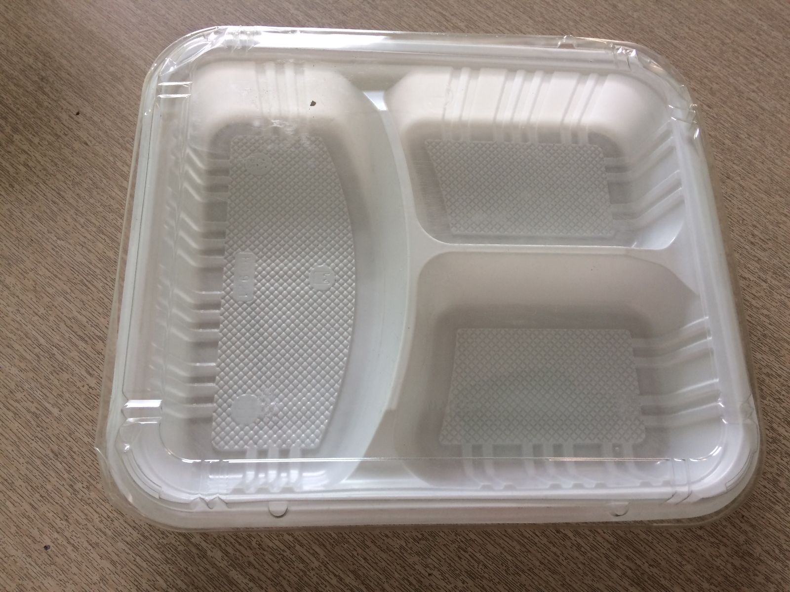 hộp nhựa đựng thức ăn một lần